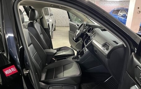 Volkswagen Tiguan II, 2021 год, 2 750 000 рублей, 24 фотография