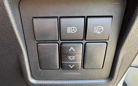 Toyota Land Cruiser Prado 150 рестайлинг 2, 2022 год, 3 874 000 рублей, 26 фотография