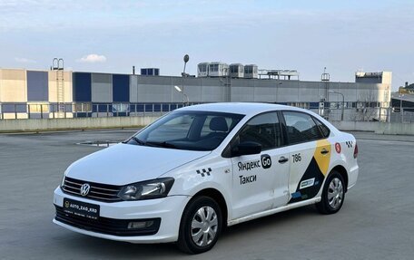Volkswagen Polo VI (EU Market), 2018 год, 550 000 рублей, 2 фотография