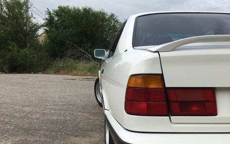 BMW 5 серия, 1990 год, 250 000 рублей, 4 фотография