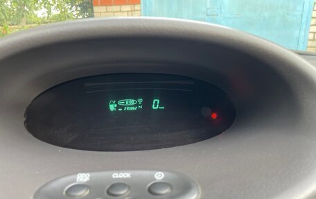 Toyota Vitz, 2000 год, 430 000 рублей, 17 фотография