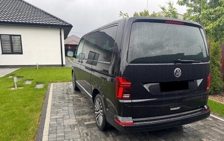 Volkswagen Multivan T6 рестайлинг, 2019 год, 5 400 000 рублей, 4 фотография