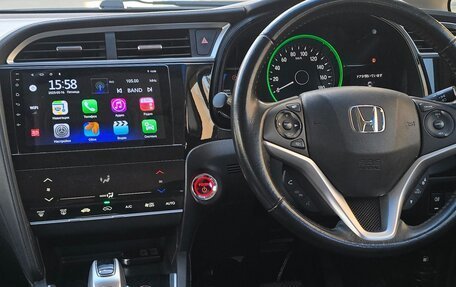 Honda Shuttle II, 2017 год, 1 300 000 рублей, 13 фотография