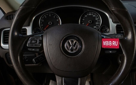 Volkswagen Touareg III, 2011 год, 1 199 000 рублей, 15 фотография