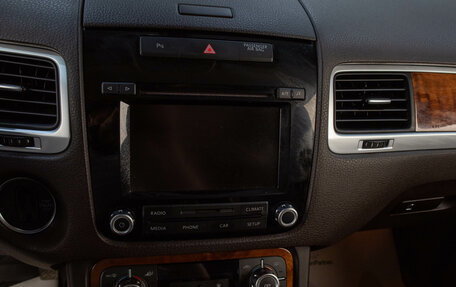 Volkswagen Touareg III, 2011 год, 1 199 000 рублей, 18 фотография