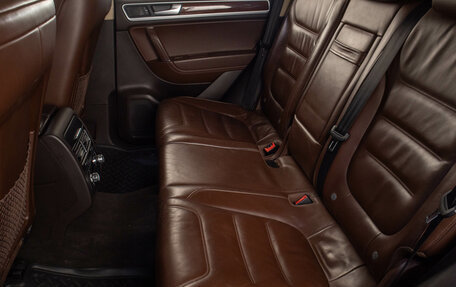 Volkswagen Touareg III, 2011 год, 1 199 000 рублей, 22 фотография