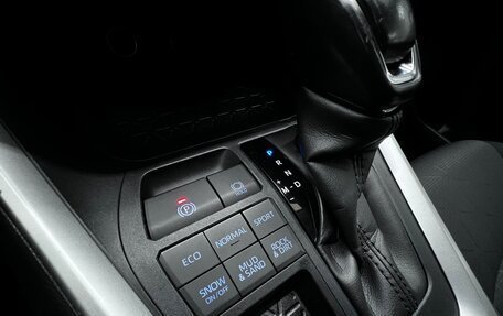 Toyota RAV4, 2020 год, 3 570 000 рублей, 23 фотография