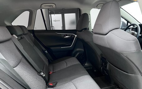 Toyota RAV4, 2020 год, 3 570 000 рублей, 33 фотография
