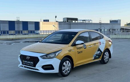 Hyundai Solaris II рестайлинг, 2017 год, 550 000 рублей, 4 фотография