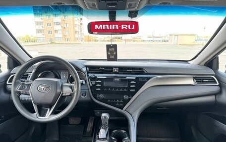 Toyota Camry, 2019 год, 1 620 000 рублей, 7 фотография