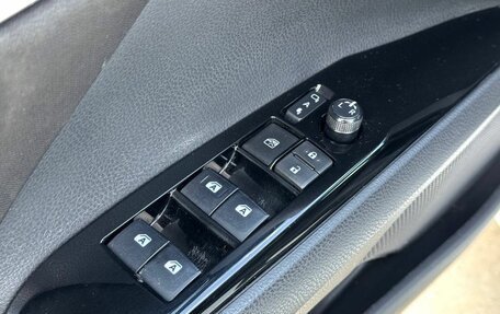 Toyota Camry, 2019 год, 1 620 000 рублей, 10 фотография