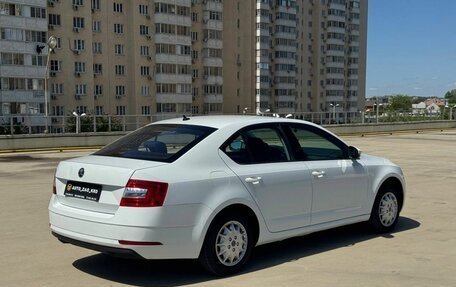 Skoda Octavia, 2019 год, 990 000 рублей, 3 фотография
