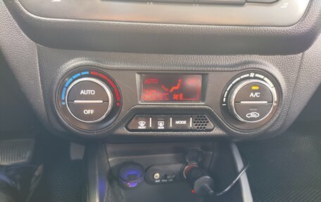 KIA Rio III рестайлинг, 2013 год, 980 000 рублей, 13 фотография