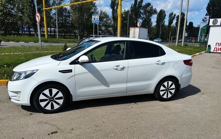 KIA Rio III рестайлинг, 2013 год, 980 000 рублей, 3 фотография