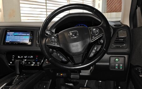 Honda Vezel, 2019 год, 1 710 000 рублей, 4 фотография