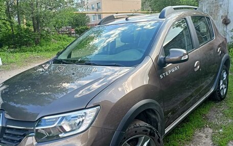 Renault Sandero II рестайлинг, 2019 год, 1 200 000 рублей, 4 фотография