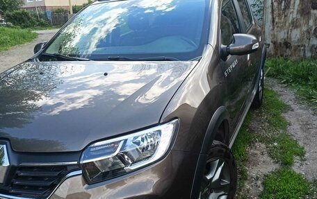 Renault Sandero II рестайлинг, 2019 год, 1 200 000 рублей, 9 фотография