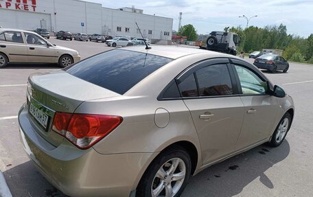 Chevrolet Cruze II, 2011 год, 610 000 рублей, 8 фотография