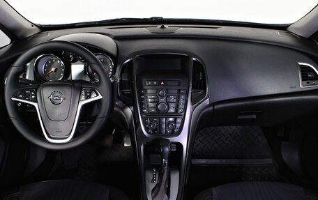 Opel Astra J, 2013 год, 797 000 рублей, 13 фотография