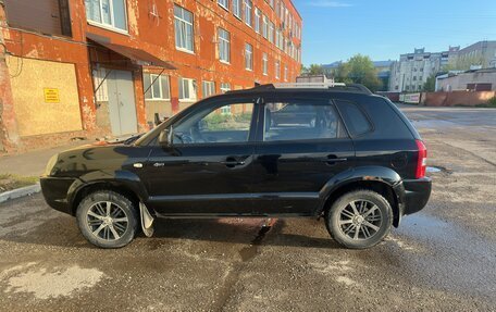 Hyundai Tucson III, 2004 год, 700 000 рублей, 4 фотография