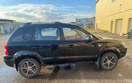 Hyundai Tucson III, 2004 год, 700 000 рублей, 3 фотография