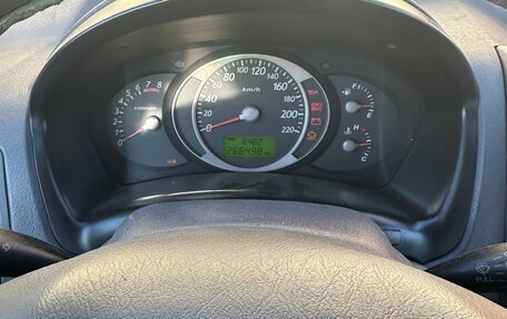 Hyundai Tucson III, 2004 год, 700 000 рублей, 2 фотография