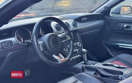 Ford Mustang VI рестайлинг, 2019 год, 2 800 000 рублей, 12 фотография