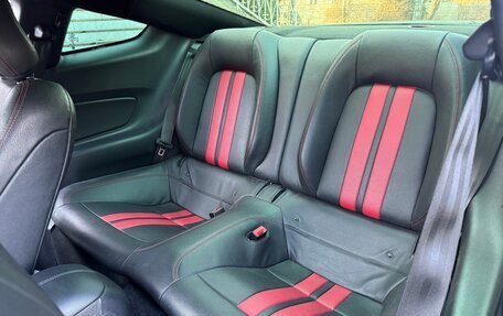 Ford Mustang VI рестайлинг, 2019 год, 2 800 000 рублей, 14 фотография
