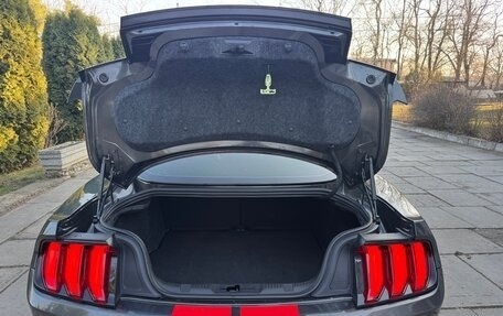 Ford Mustang VI рестайлинг, 2019 год, 2 800 000 рублей, 10 фотография
