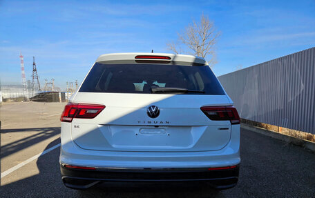 Volkswagen Tiguan II, 2022 год, 4 000 000 рублей, 6 фотография