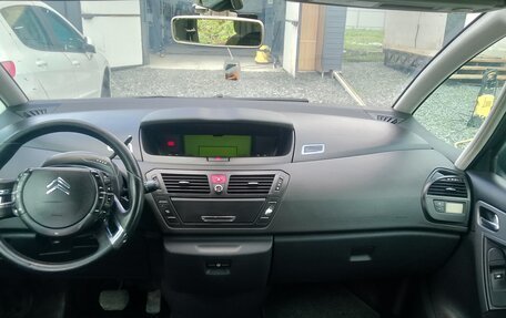 Citroen C4 Picasso II рестайлинг, 2008 год, 610 000 рублей, 12 фотография