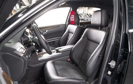 Mercedes-Benz E-Класс, 2013 год, 2 429 000 рублей, 10 фотография