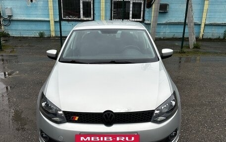 Volkswagen Polo VI (EU Market), 2013 год, 835 000 рублей, 2 фотография