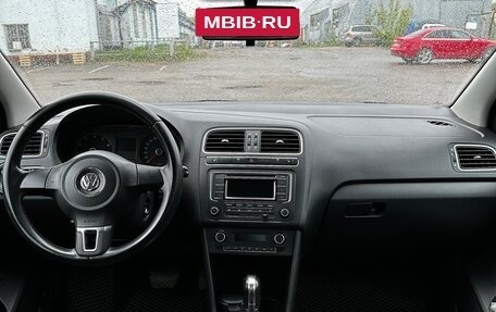 Volkswagen Polo VI (EU Market), 2013 год, 835 000 рублей, 24 фотография