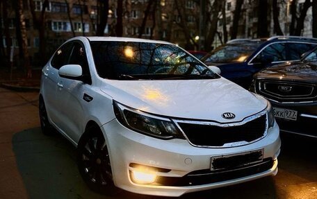 KIA Rio III рестайлинг, 2016 год, 680 000 рублей, 4 фотография