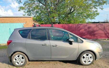 Opel Meriva, 2011 год, 640 000 рублей, 4 фотография