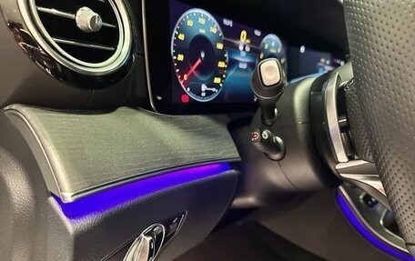 Mercedes-Benz E-Класс, 2022 год, 4 830 000 рублей, 19 фотография