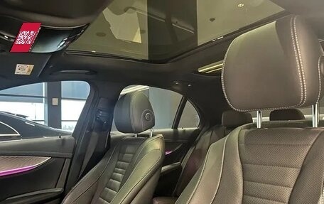 Mercedes-Benz E-Класс, 2022 год, 4 830 000 рублей, 20 фотография