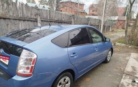 Toyota Prius, 2007 год, 600 000 рублей, 8 фотография