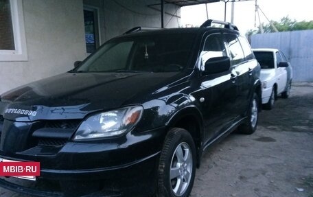 Mitsubishi Outlander III рестайлинг 3, 2006 год, 490 000 рублей, 11 фотография