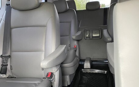 Hyundai Grand Starex Grand Starex I рестайлинг 2, 2020 год, 4 500 000 рублей, 29 фотография