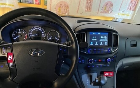 Hyundai Grand Starex Grand Starex I рестайлинг 2, 2020 год, 4 500 000 рублей, 15 фотография