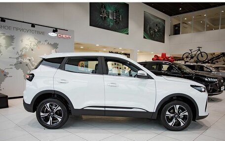 Chery Tiggo 4 I рестайлинг, 2025 год, 2 420 000 рублей, 4 фотография