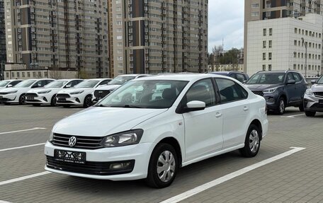 Volkswagen Polo VI (EU Market), 2018 год, 590 000 рублей, 1 фотография