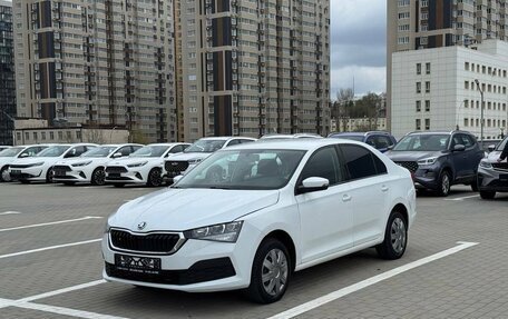 Skoda Rapid II, 2021 год, 880 000 рублей, 1 фотография