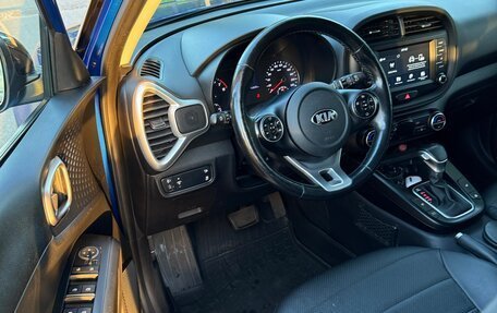 KIA Soul II рестайлинг, 2019 год, 1 900 000 рублей, 9 фотография