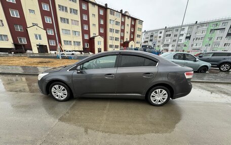 Toyota Avensis III рестайлинг, 2010 год, 1 285 000 рублей, 2 фотография
