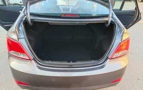 Hyundai Solaris II рестайлинг, 2014 год, 1 100 000 рублей, 8 фотография