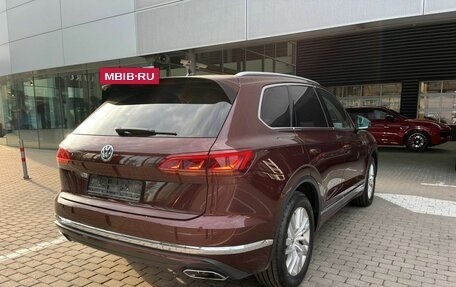 Volkswagen Touareg III, 2019 год, 5 690 000 рублей, 6 фотография