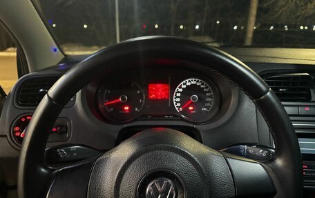 Volkswagen Polo VI (EU Market), 2012 год, 850 000 рублей, 19 фотография